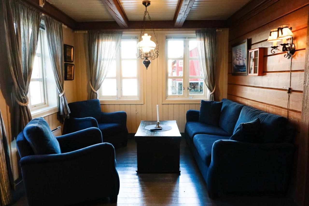 Anker Brygge Hotel Svolvær Esterno foto